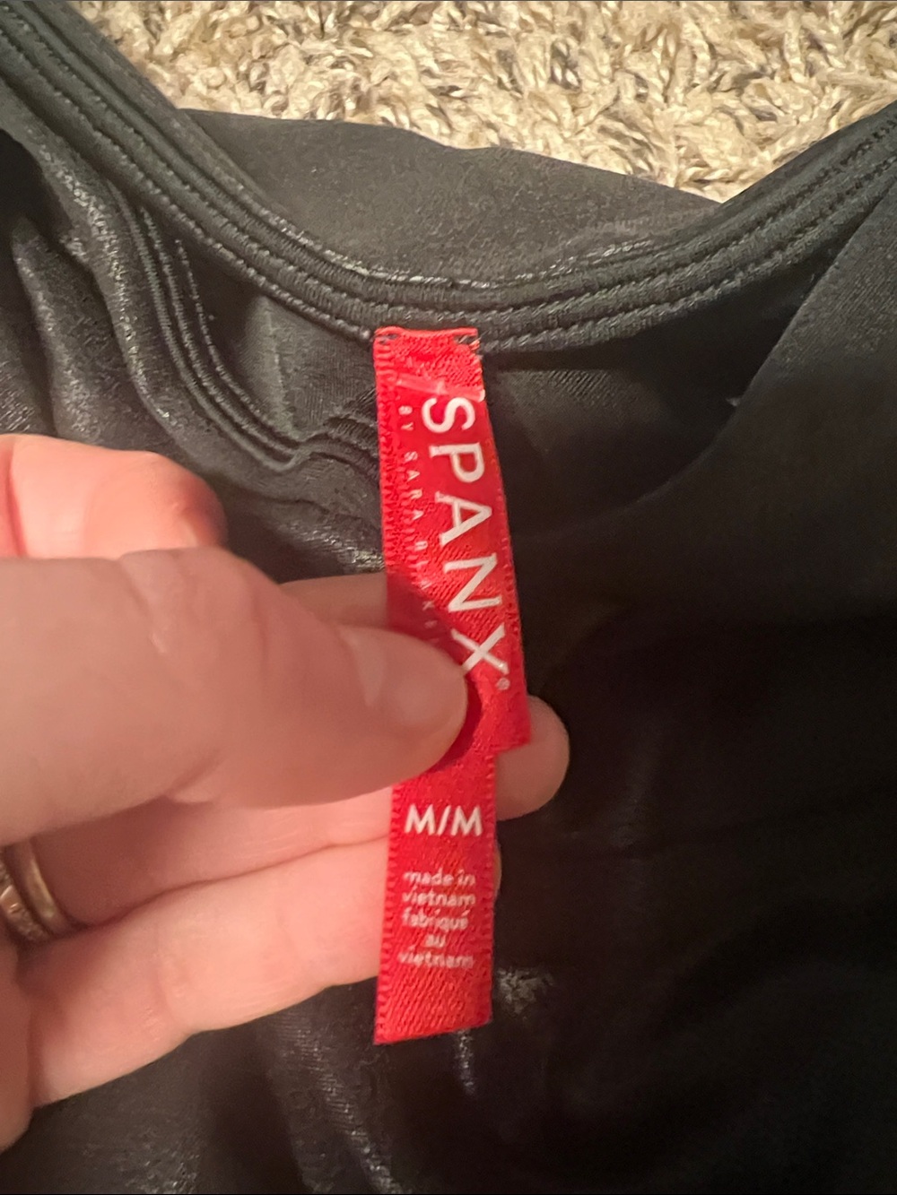 SPANX Faux Leather Legging with side strip - Picture 4 of 5